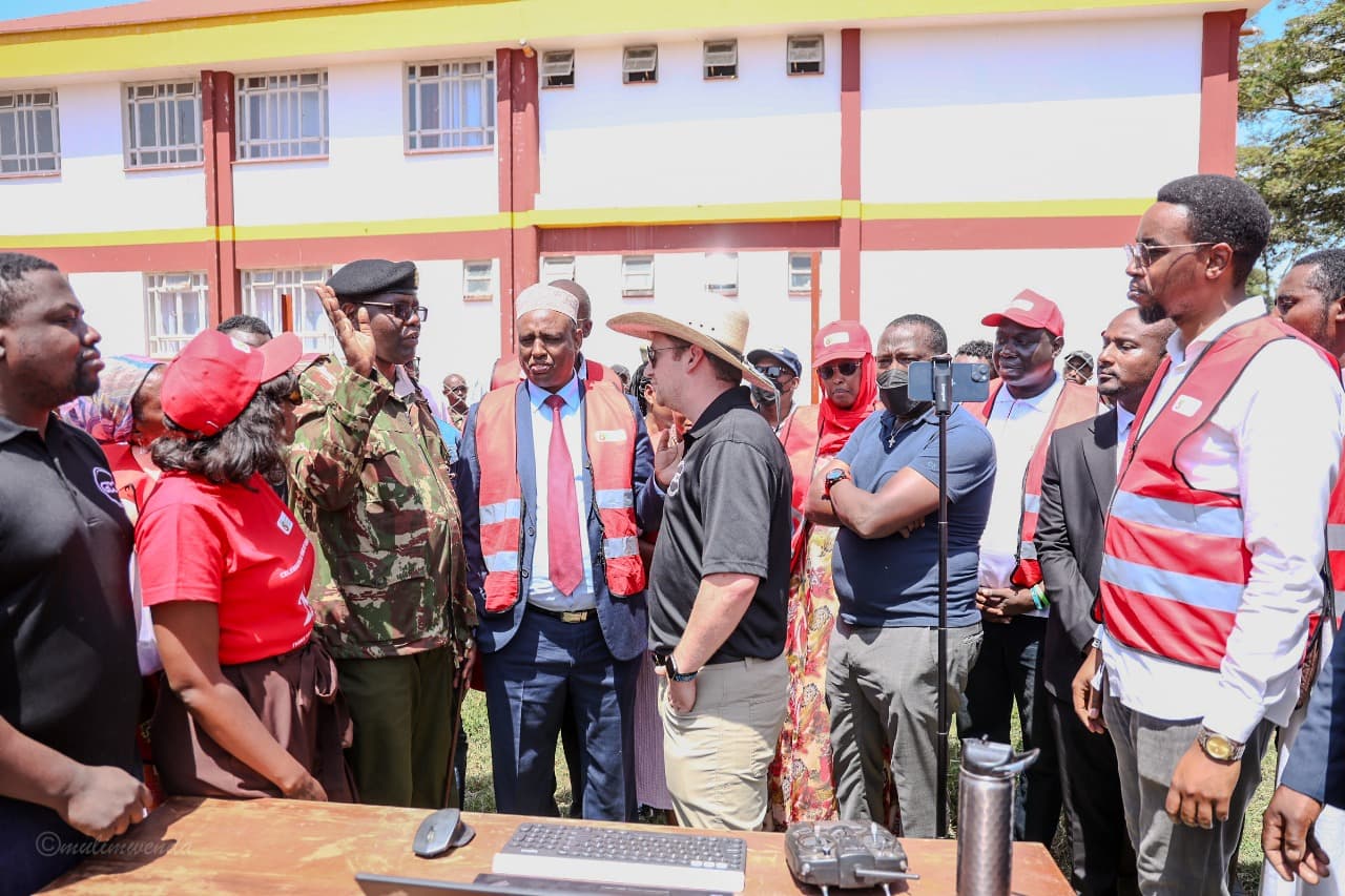 Blood donation partnership in Kenya - Kenyan By Blood Foundation healthcare workers and donors